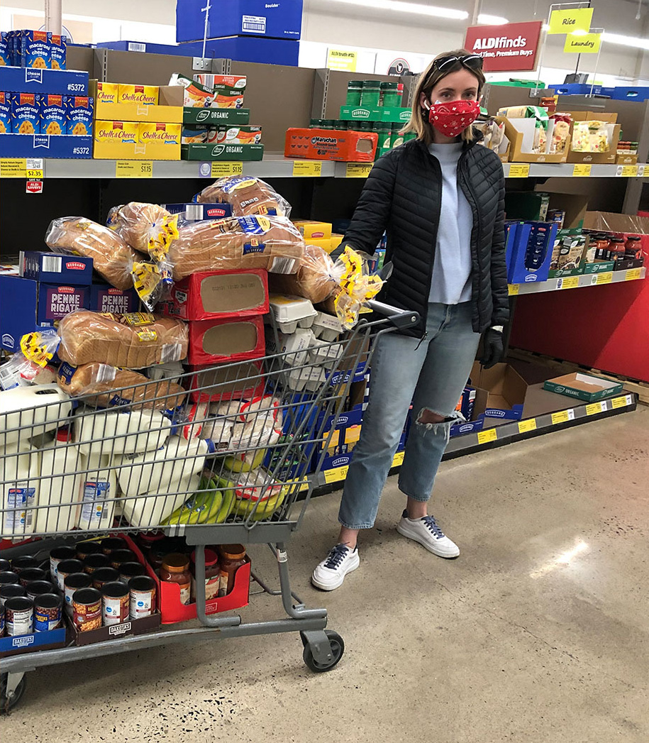 Julia Kennelly Volunteer shopping for food